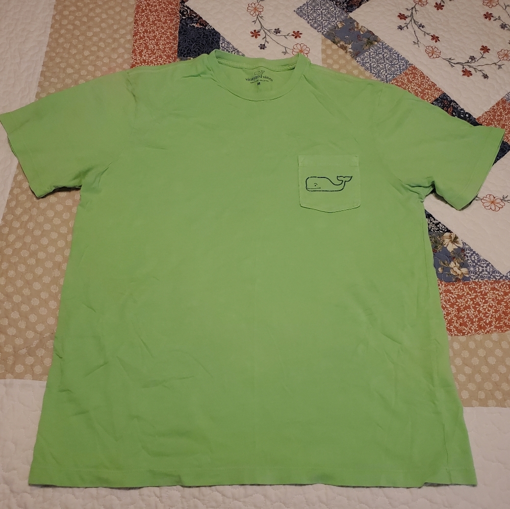 Mens Vineyard Vines t shirt